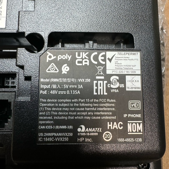 Polycom VVX 250 Business IP Desk Phone with Color Display - Four Lines - Picture 3 of 13